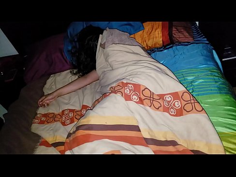 ❤️ Stepson dema ku di xew de ye, xatirê dayika xwe ya ciwan dike. ❤️ Kalîteya porno li ku.camasexys.top ❌️❤